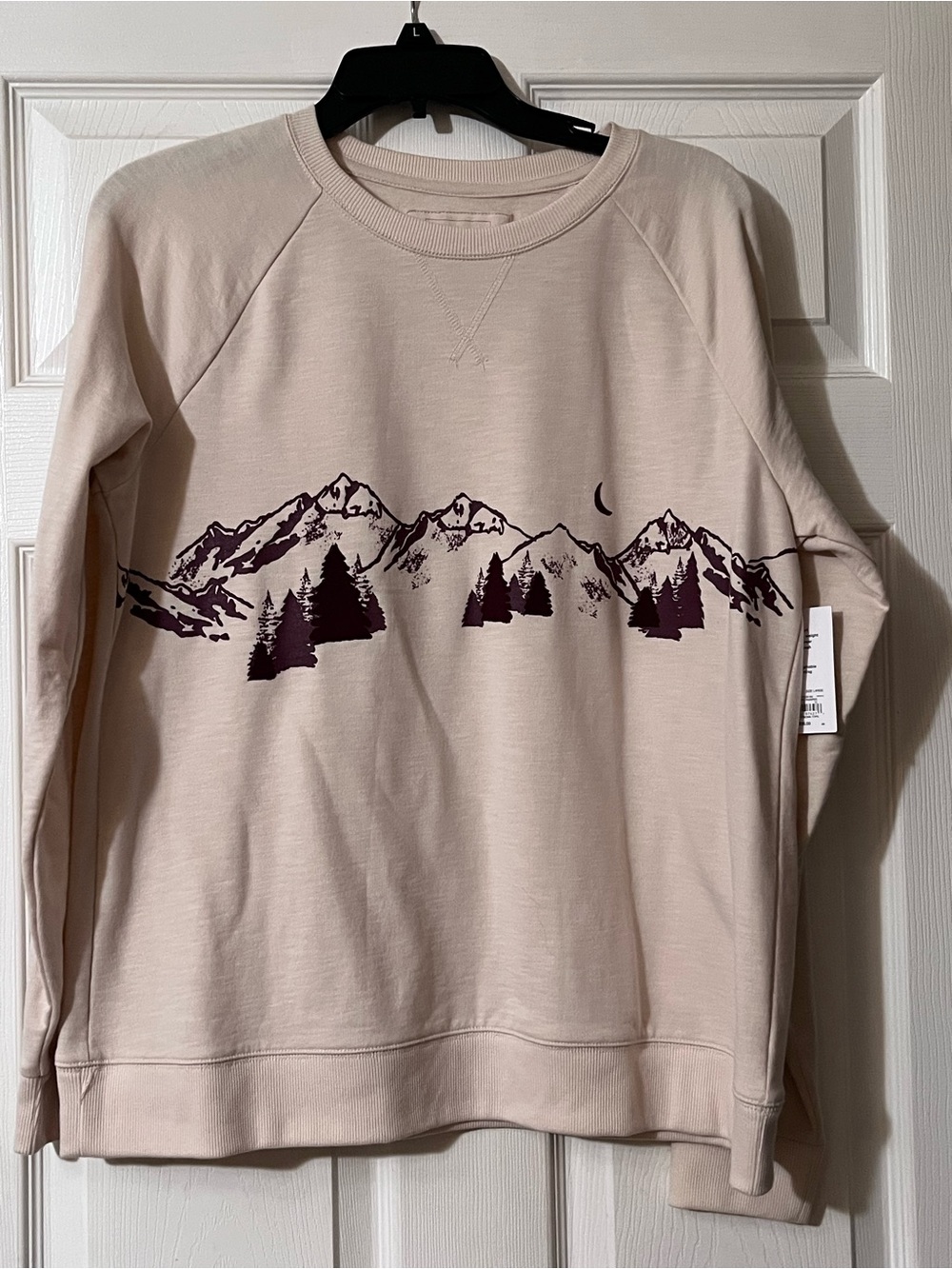 Women's Cream Crewneck Sweatshirt with Plum Mountain Graphic